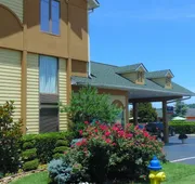 Baymont by Wyndham Sevierville Pigeon Forge hotel detail image 3