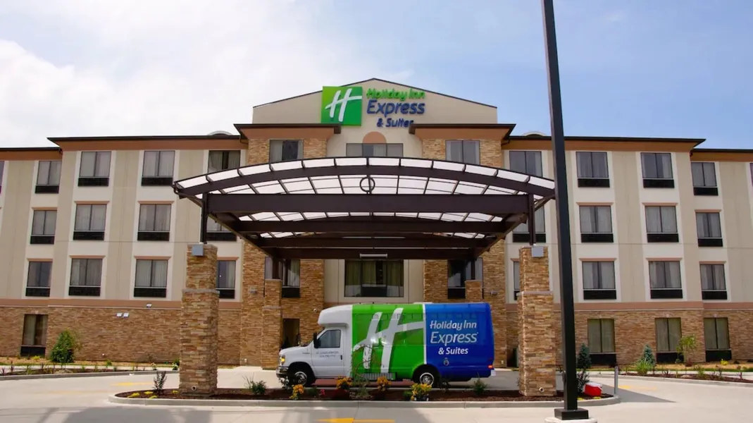 Holiday Inn Express & Suites St Louis Airport by IHG hotel detail image 2