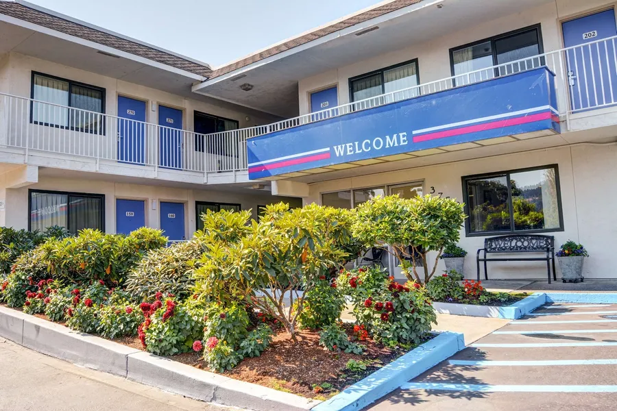 Motel 6 Springfield, OR - Eugene North hotel detail image 2