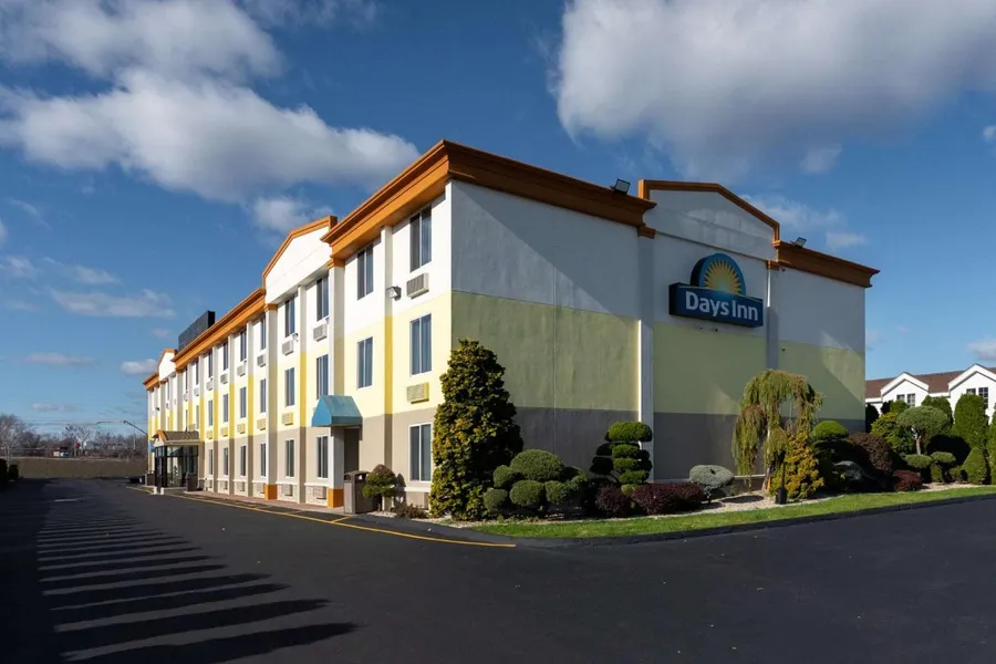 Days Inn by Wyndham Hartford/Closest Downtown hotel detail image 2