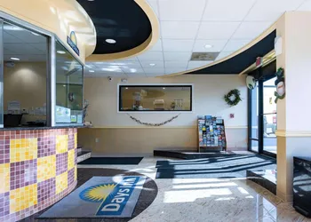 Days Inn by Wyndham Hartford/Closest Downtown hotel thumbnail 4