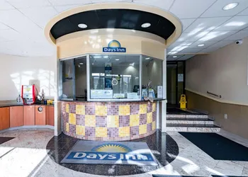 Days Inn by Wyndham Hartford/Closest Downtown hotel thumbnail 6