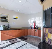 Days Inn by Wyndham Hartford/Closest Downtown hotel detail image 7