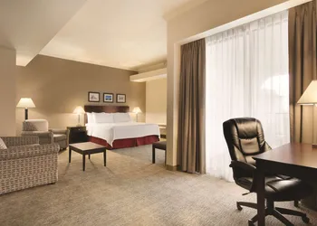 Radisson Hotel Fresno Conference Center hotel thumbnail 6