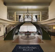 Travelodge Hotel by Wyndham Montreal Airport hotel detail image 5