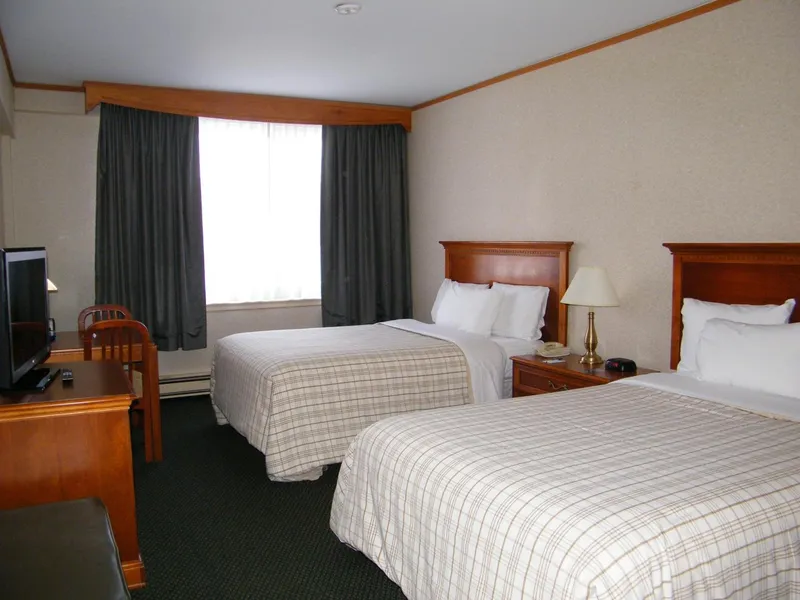 Travelodge Hotel by Wyndham Montreal Airport hotel detail image 6