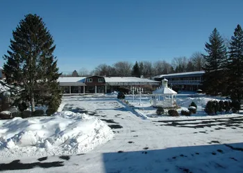 Lockport Inn & Suites hotel thumbnail 7