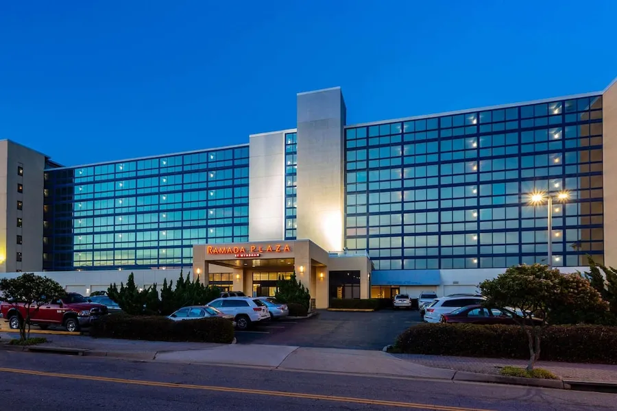 Ramada Plaza by Wyndham Virginia Beach Oceanfront hotel detail image 6