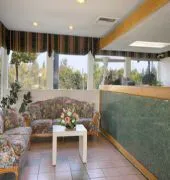Days Inn by Wyndham Fresno Central hotel thumbnail 5