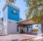 Days Inn by Wyndham Suites San Antonio North/Stone Oak hotel detail image 7