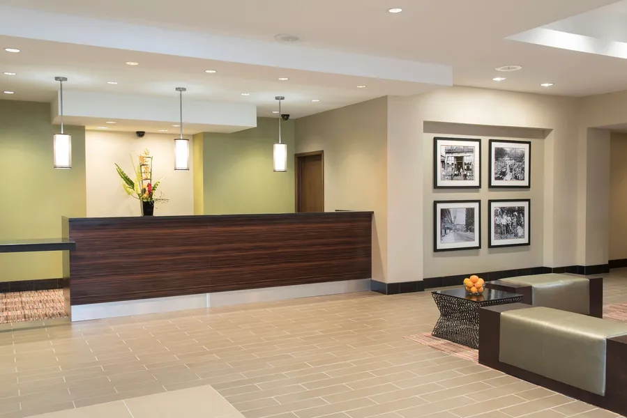 DoubleTree by Hilton Hotel Grand Rapids Airport hotel detail image 2