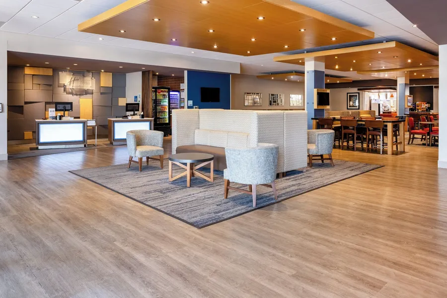 Holiday Inn Express & Suites Ft. Washington - Philadelphia by IHG hotel detail image 6