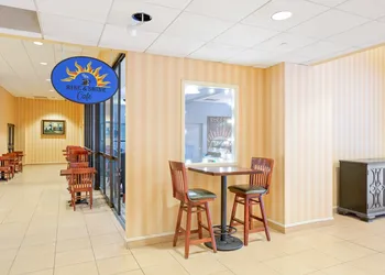 OYO Hotel St Louis Downtown City Center MO hotel thumbnail 8