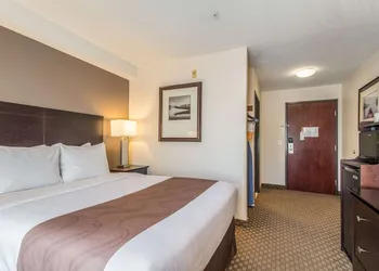 Quality Inn Gresham hotel thumbnail 8