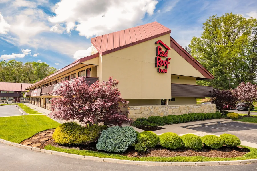 Red Roof Inn Cincinnati Northeast - Blue Ash hotel detail image 2