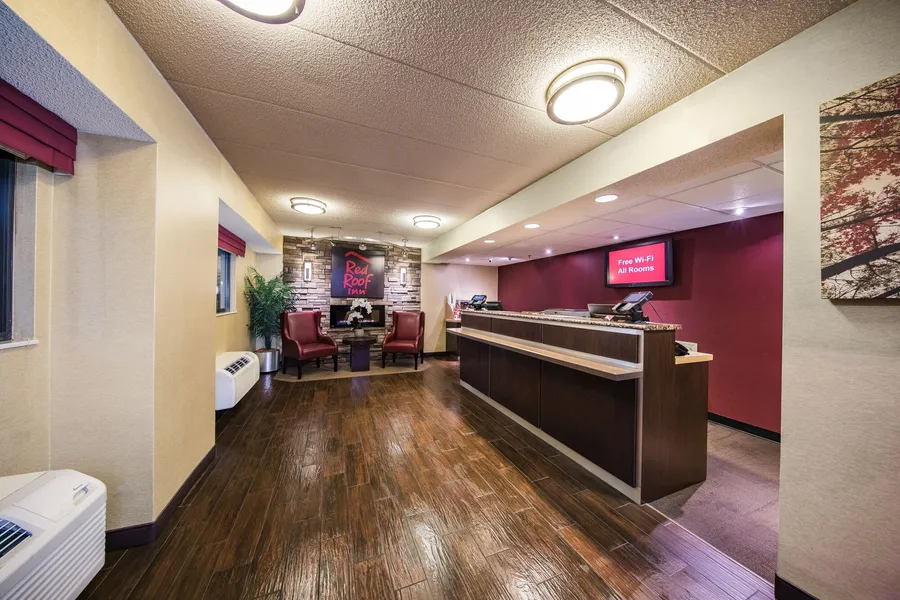 Red Roof Inn Cincinnati Northeast - Blue Ash hotel detail image 6
