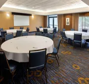 Courtyard by Marriott Grand Rapids Airport hotel detail image 5