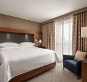 Sheraton Toronto Airport Hotel & Conference Centre hotel detail image 7