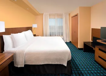 Fairfield Inn & Suites by Marriott Houston Channelview hotel thumbnail 6