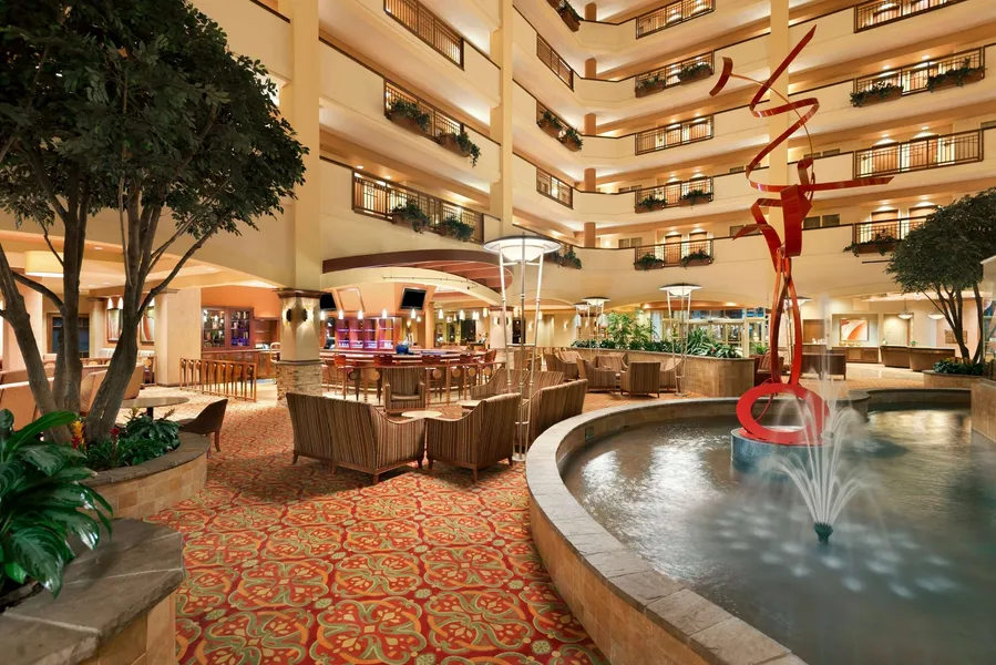 Embassy Suites by Hilton Norman Hotel & Conference Center hotel detail image 6