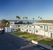 The Tides Oceanview Inn and Cottages hotel detail image 5