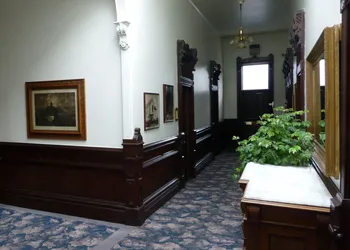 Victorian Inn hotel thumbnail 8