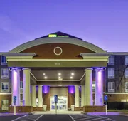 Holiday Inn Express Hotel & Suites Kansas City - Grandview by IHG hotel detail image 5