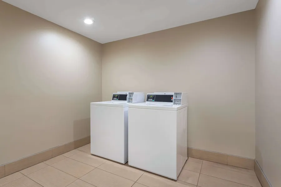 La Quinta Inn & Suites by Wyndham Ocean City hotel detail image 6