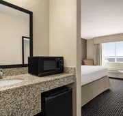 Baymont by Wyndham Rawlins hotel detail image 7
