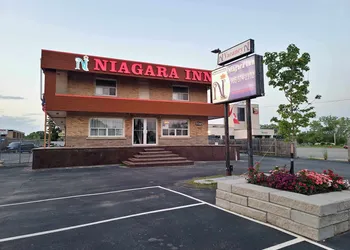 Niagara Inn hotel thumbnail 6
