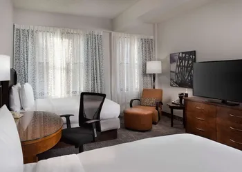 DoubleTree by Hilton Hotel Memphis Downtown hotel thumbnail 5
