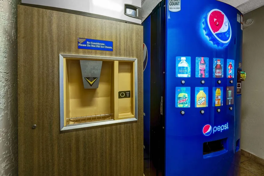 Motel 6 Elk Grove Village, IL - O'Hare hotel detail image 6