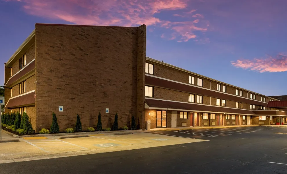Red Roof Inn PLUS+ Columbus - Worthington hotel detail image 2