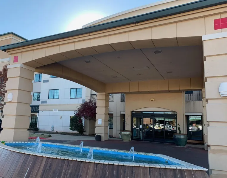 Courtyard by Marriott Oklahoma City North/Quail Springs hotel detail image 2