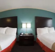 Holiday Inn Express & Suites North Kansas City by IHG hotel detail image 7