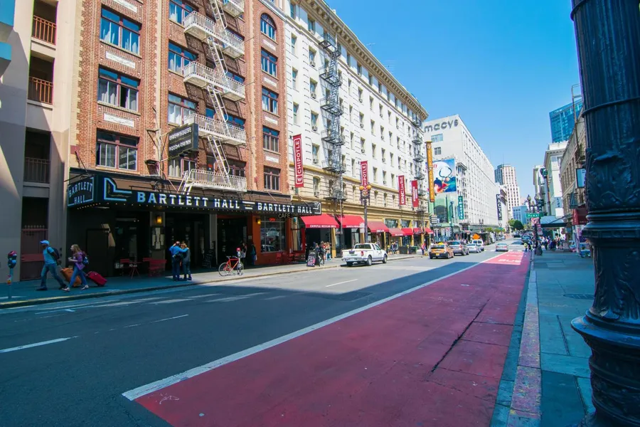 The Bartlett Hotel and Guesthouse hotel detail image 2