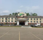 Holiday Inn Express & Suites Cambridge by IHG hotel detail image 3