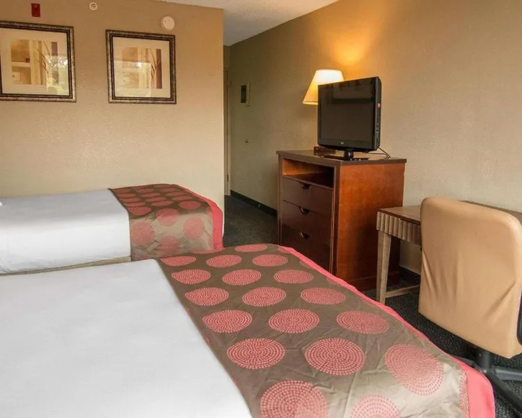 Economy Inn & Suites Shreveport hotel detail image 6
