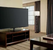 DoubleTree by Hilton San Pedro - Port of Los Angeles hotel detail image 7