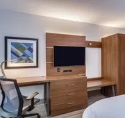 Holiday Inn Express & Suites Scottsburg by IHG hotel detail image 5