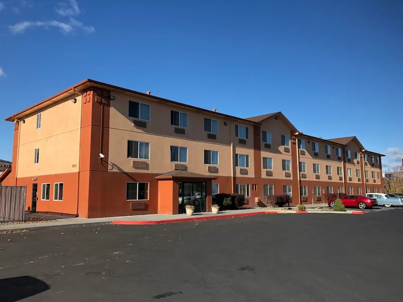 Super 8 by Wyndham The Dalles OR hotel detail image 2