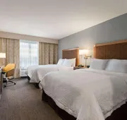 Hampton Inn Lincoln Airport hotel detail image 7