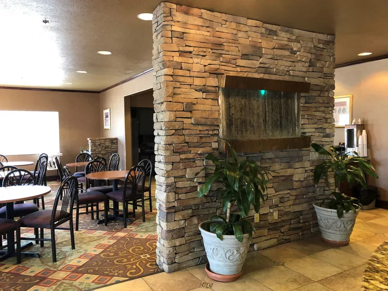 Days Inn by Wyndham Bernalillo hotel detail image 2