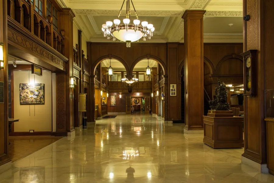 Missouri Athletic Club hotel detail image 2