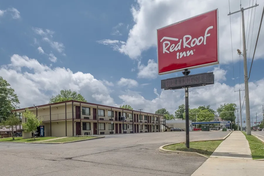 Red Roof Inn Starkville - University hotel detail image 2
