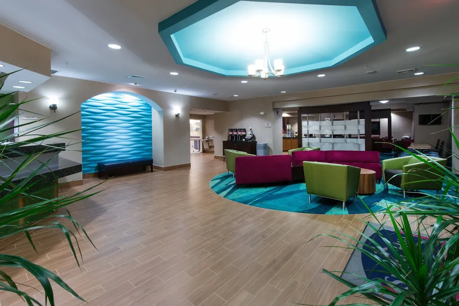 SpringHill Suites by Marriott Greensboro hotel detail image 2