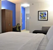 Holiday Inn Express & Suites Batesville by IHG hotel detail image 4