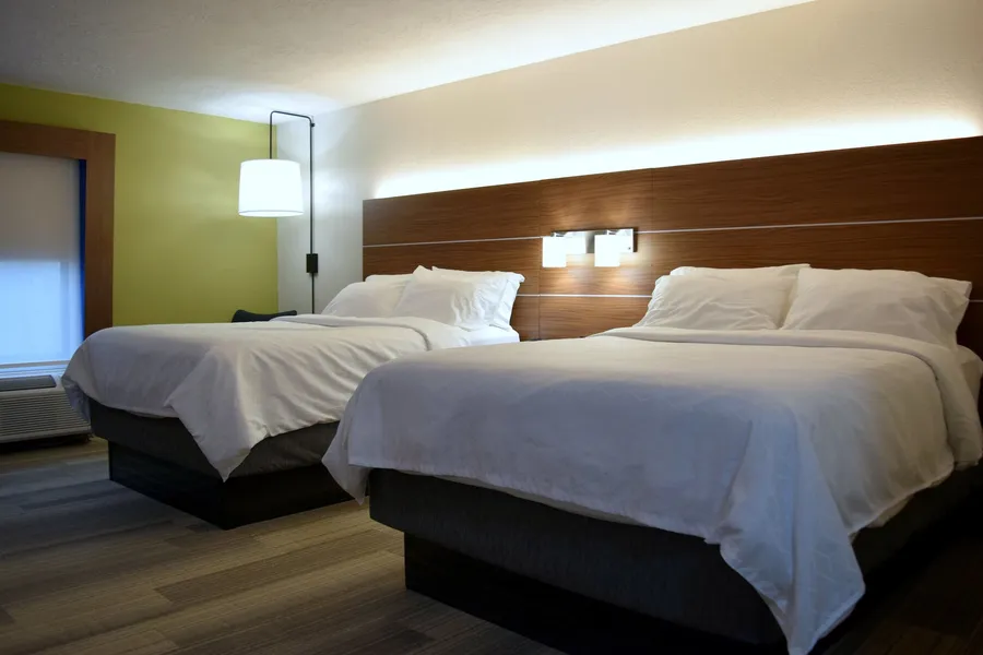 Holiday Inn Express & Suites Batesville by IHG hotel detail image 6