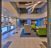 Holiday Inn Express & Suites Effingham by IHG hotel detail image 3