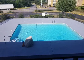 Americas Best Inn Macon hotel thumbnail 7